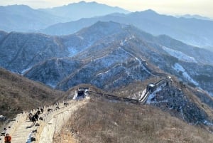 Pekingin kokopäiväinen tai puolipäiväinen kiertoajelu Kiinan muurin kanssa