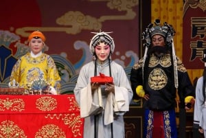 Akrobatshow och Pekingoperan i Peking med transfer