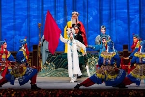 Akrobatshow och Pekingoperan i Peking med transfer