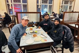 Beijing: Great Wall Layover Tour with a Native