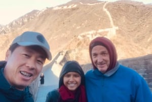Beijing: Great Wall Layover Tour with a Native