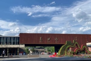 Beijing: Great Wall Layover Tour with a Native