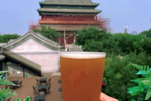 Dîner dans les hutongs de Pékin et visite privée à pied avec dégustation de bière