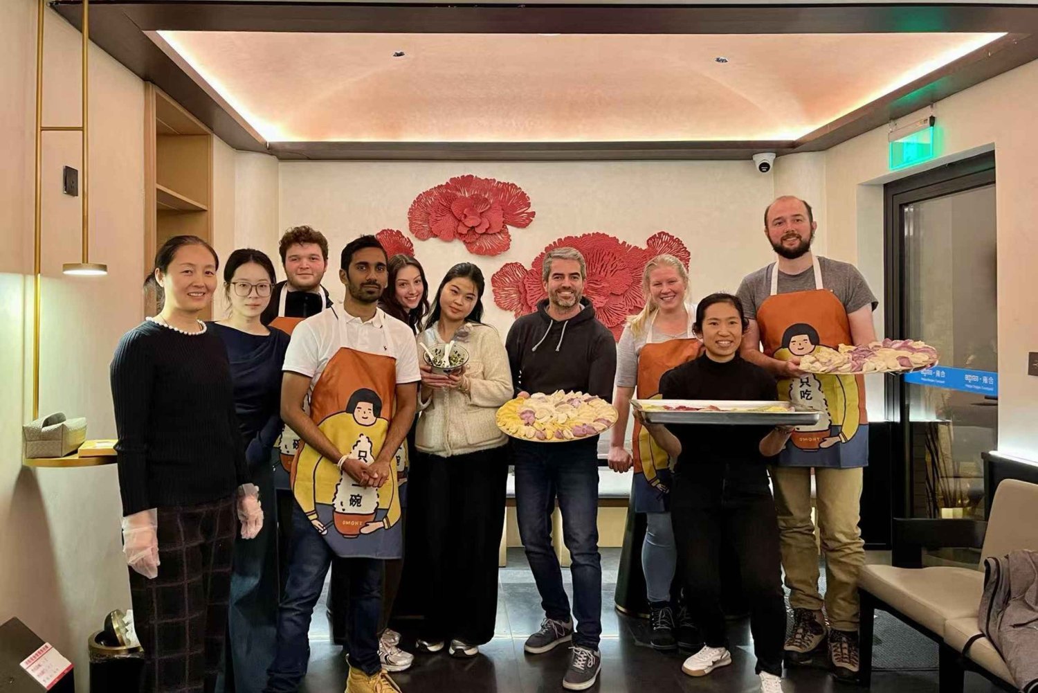 Pekín: Taller de Elaboración de Dumplings con Comida y Té