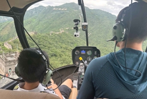 Pékin : survol en hélicoptère de la Grande Muraille de Mutianyu