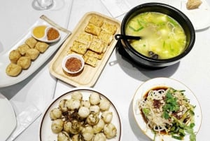 Beijing Hutong Food Crawl Delights: Peking duck, Hotpot&More