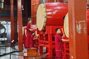 Beijing: Hutong Walking Tour with Rickshaw Ride