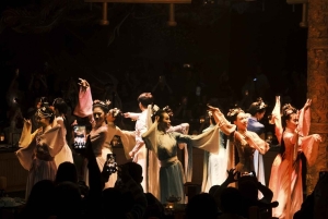 Beijing: meeslepende Red Mansion-show met maaltijd