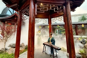 Beijing: Imperial Themed Banquet with Opera and Costume