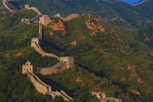 Pequim: Caminhada na Grande Muralha de Jinshanling com ônibus ou tour particular
