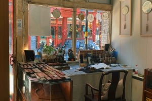 Peking: Opi kalligrafiaa, maalausta tai veistämistä mestarilta