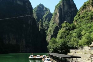 Excursão ao desfiladeiro de Longqing em Pequim com motorista que fala inglês