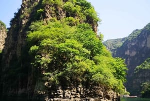 Excursão ao desfiladeiro de Longqing em Pequim com motorista que fala inglês