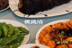 Beijing Market Tour with 10-course Family Feast