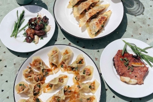 Beijing Market Tour with 10-course Family Feast