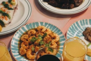 Pekingin markkinakierros ja 10 ruokalajin perheateria