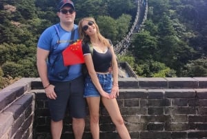 Beijing: Mutianyu Great Wall+Acrobatics Show Private Tour