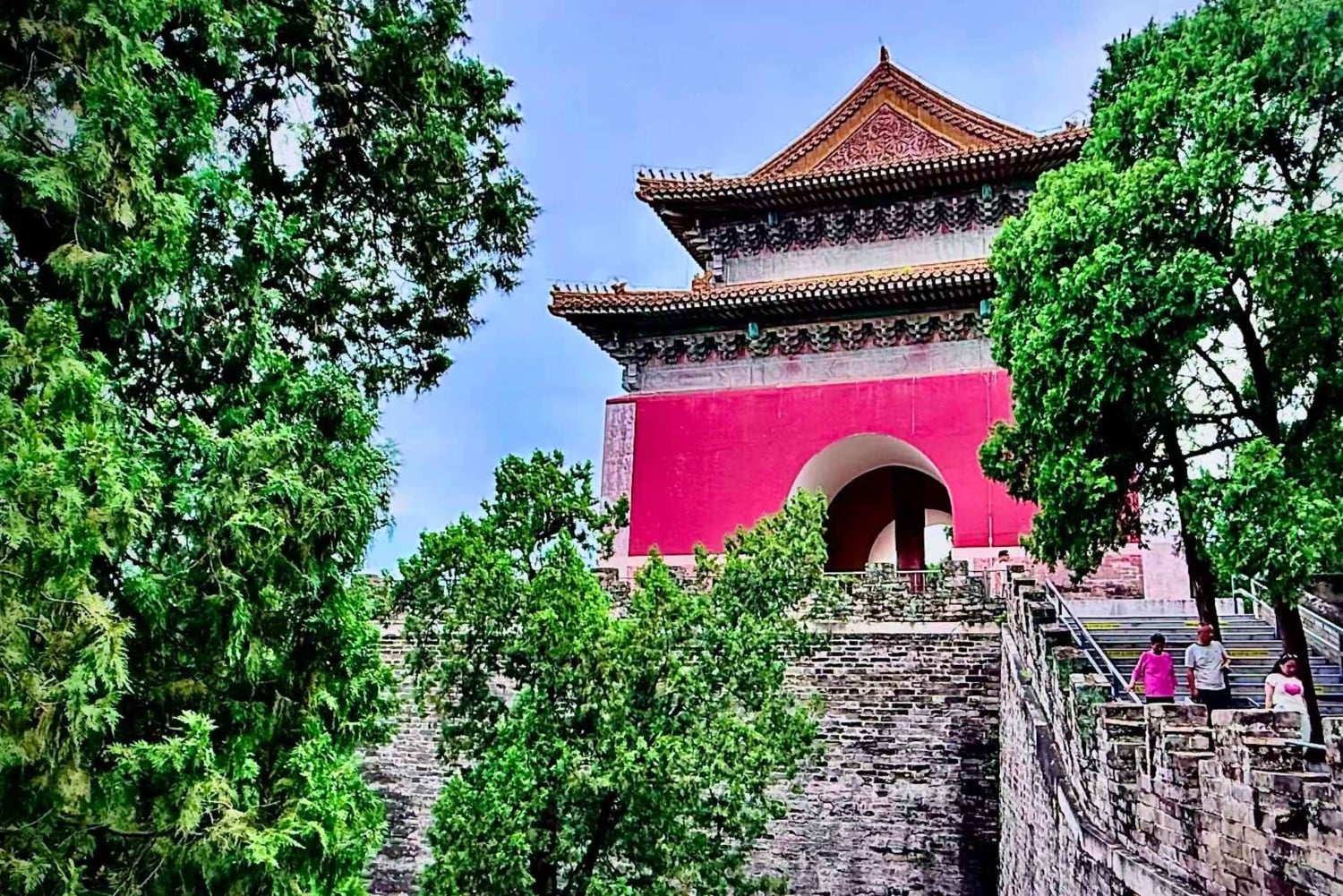 Peking: Mutianyun muuri ja Mingin haudat Yksityinen kiertoajelu.