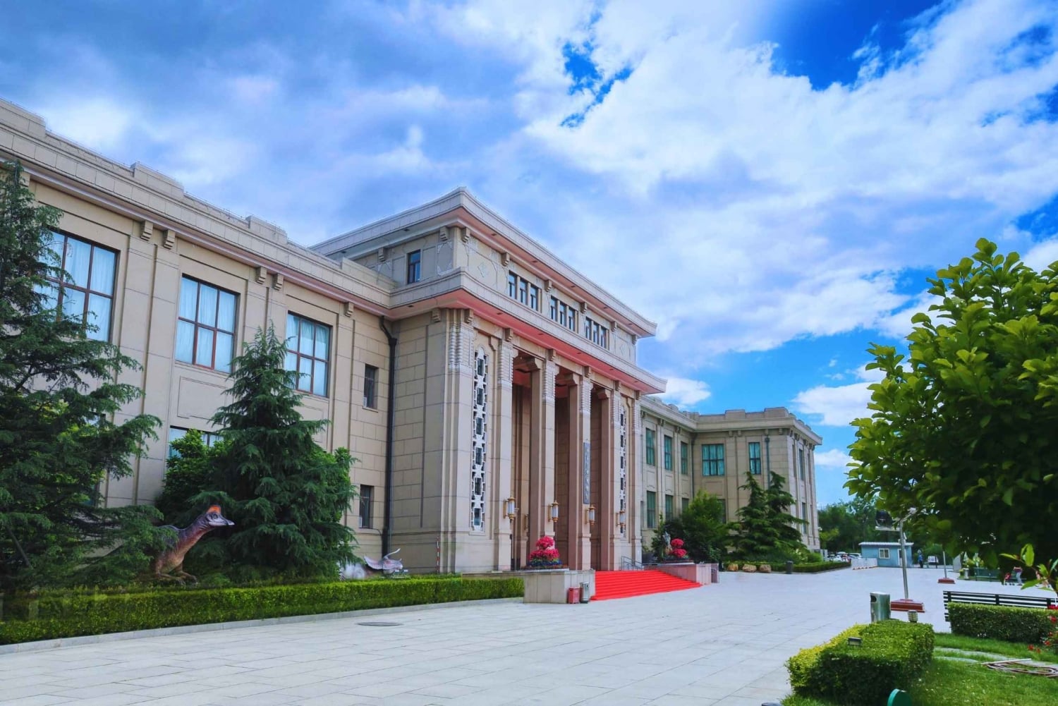 Beijing: Natural History Museum of China ticket+Guidebook