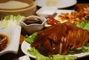 Nocna wycieczka po Pekinie z pokazem akrobatycznym i kolacją z kaczką po pekińsku