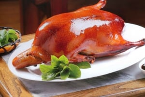 Nocna wycieczka po Pekinie z pokazem akrobatycznym i kolacją z kaczką po pekińsku