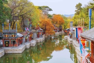 Beijing: Panjiayuan Market&Liangma River Cruise Night Tour