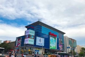 Pequim: City Tour Privado pela Pop Mart City e Mercado de Produtos de Anime