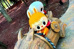 Pechino: tour privato della città di Pop Mart e del mercato dei prodotti anime