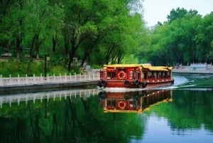 Beijing: Private Royal Waterway Cruise & Summer Palace