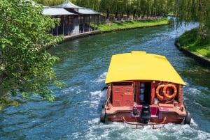 Beijing: Private Royal Waterway Cruise & Summer Palace
