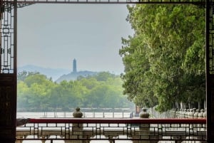 Beijing: Private Royal Waterway Cruise & Summer Palace