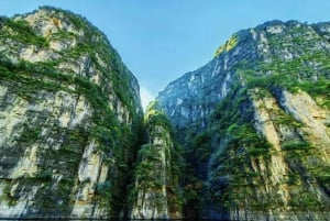 Peking: Privater Transfer zur Longqing-Schlucht und den Guyaju-Höhlen