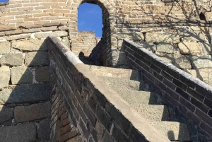 Экскурсия в Пекине для небольших групп по Великой китайской стене и гробнице династии Мин