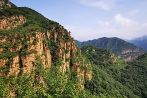 Beijing Stone Forest Gorge Tour med engelsktalende sjåfør