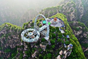 Beijing Stone Forest Gorge Tour med engelsktalende sjåfør