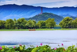 Peking: Sisäänpääsylippu kesäpalatsiin ja valinnainen opastettu kierros