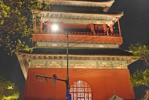 Beijing: Tiananmen Square and Houhai Night Walking Tour