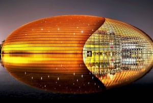 Peking: Zeremonie zum Senken der Flagge auf dem Platz des Himmlischen Friedens und Tour durch die Stadt