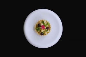 Beijing: Top Michelin Vegetarian Restaurant Reservation