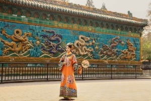 Pequim: transformação com trajes tradicionais chineses e sessão fotográfica