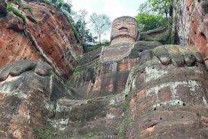 成都：ジャイアントパンダと楽山大仏を見る成都日帰り旅行