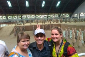 Klassinen Xi'an: Xi Xi: Täysin opastettu Terrakotta-armeijan bussikierros