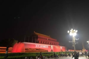 Kielletyn kaupungin ja Tiananmenin aukion lippu oppaan kanssa (valinnainen).