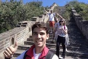 Caminata premium de 5 km por la Gran Muralla de Mutianyu que recorre todos los lugares emblemáticos