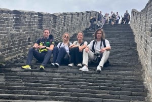 Traslado en autobús por la mañana a la Gran Muralla de Mutianyu + ticket de acceso