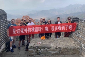 Escursione guidata di 5 km alla sezione Mutianyu della Grande Muraglia con funivia