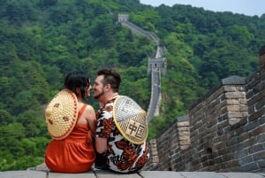 Transport t/r til Den Kinesiske Mur i Mutianyu med chauffør og billet