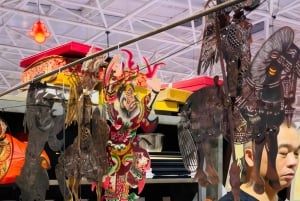 Night Market Haggling Adventure with an English Guide!