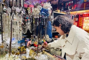 Äventyr på nattmarknaden med en engelsk guide!