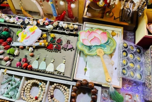 Äventyr på nattmarknaden med en engelsk guide!